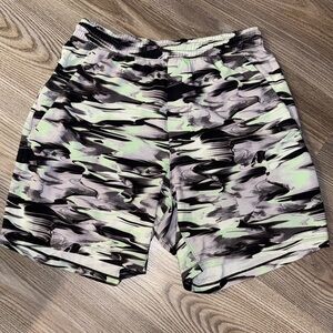 Lululemon Pace Breaker Linerless Short 7"